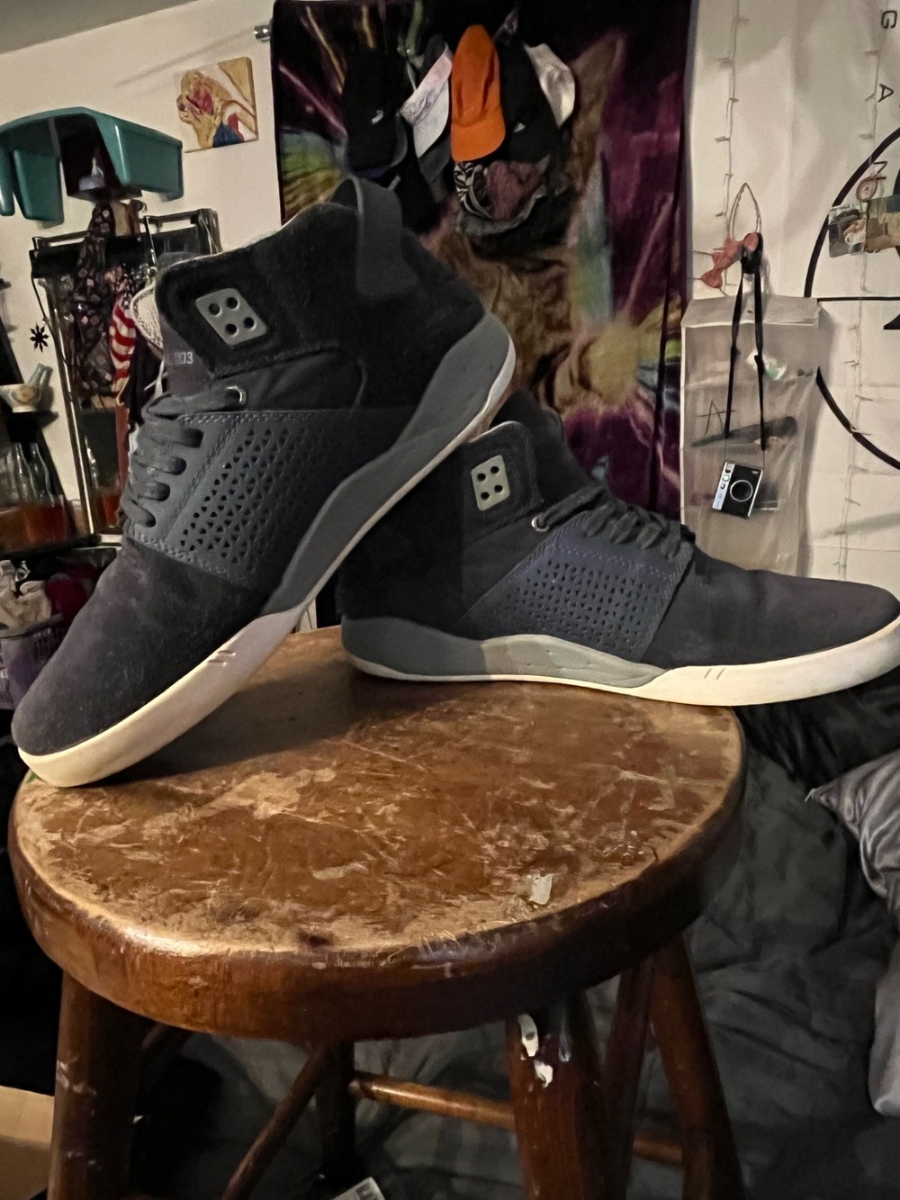 Supra